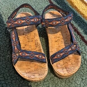 Born size 7 good condition